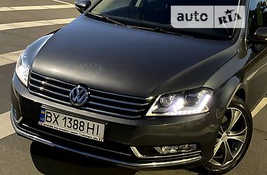 Универсал Volkswagen Passat 2013 в Хмельницком