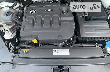 Универсал Volkswagen Passat 2015 в Сваляве