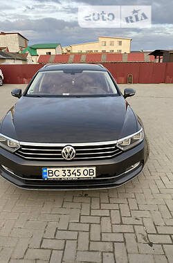 Универсал Volkswagen Passat 2016 в Львове