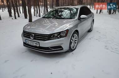 Седан Volkswagen Passat 2018 в Луцке