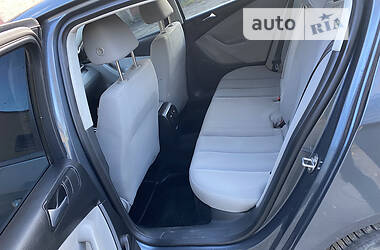 Седан Volkswagen Passat 2008 в 