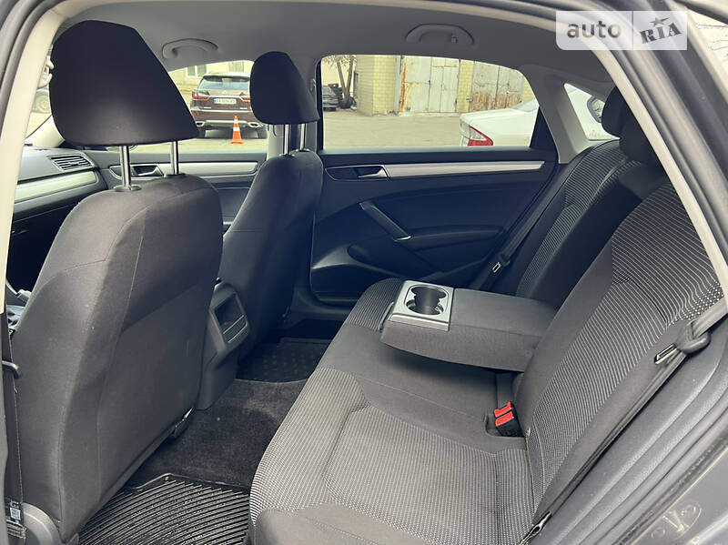 Седан Volkswagen Passat 2018 в Киеве фото 32 Седан Volkswagen Passat 2018 в Киеве