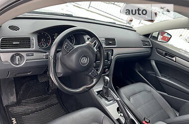 Седан Volkswagen Passat 2013 в Чернигове