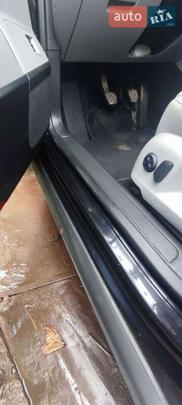 Седан Volkswagen Passat 2005 в Тячеве