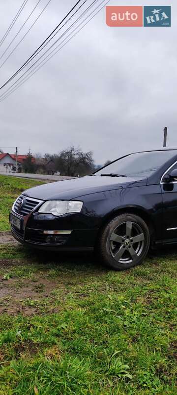 Седан Volkswagen Passat 2005 в Тячеве