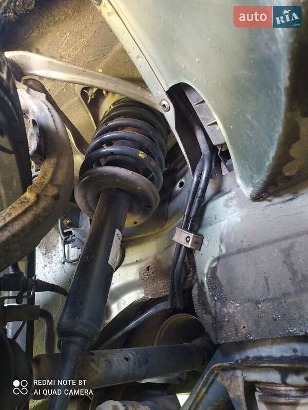 Седан Volkswagen Passat 2001 в Львове