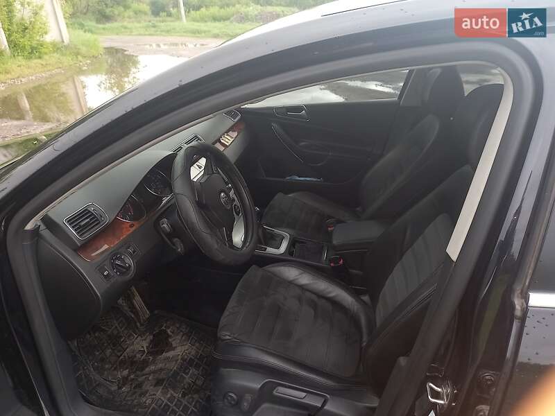 Універсал Volkswagen Passat 2008 в Ярмолинцях