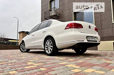 Седан Volkswagen Passat 2013 в 