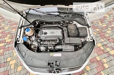 Седан Volkswagen Passat 2013 в 