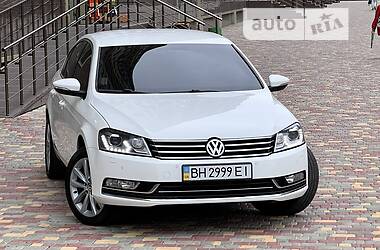 Седан Volkswagen Passat 2013 в 