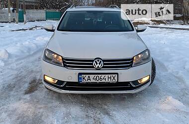 Универсал Volkswagen Passat 2012 в Коростене