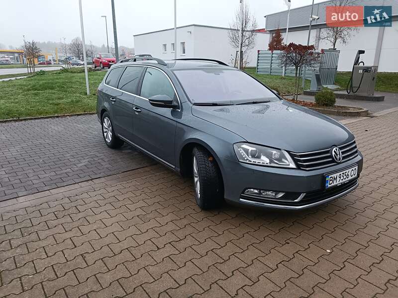 Универсал Volkswagen Passat 2012 в Сумах