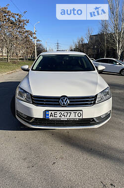 Volkswagen Passat 2012