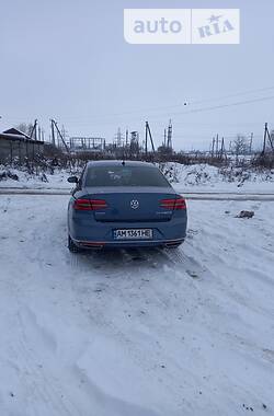 Седан Volkswagen Passat 2014 в Овруче