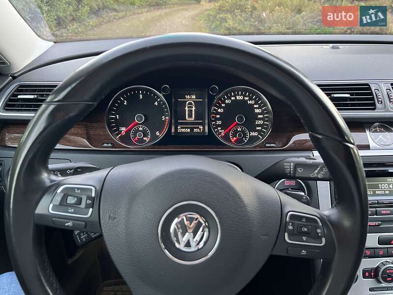 Универсал Volkswagen Passat 2012 в Сумах