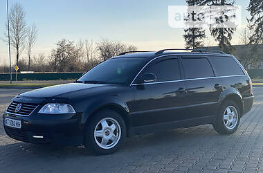 Універсал Volkswagen Passat 2003 в Коломиї