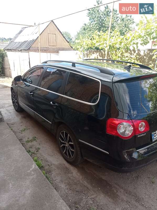 Універсал Volkswagen Passat 2010 в Кропивницькому