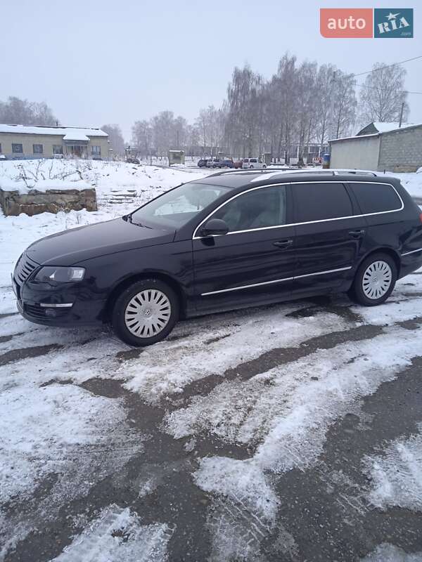 Универсал Volkswagen Passat 2006 в Звягеле