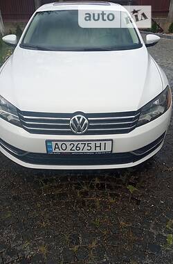 Седан Volkswagen Passat 2012 в Иршаве