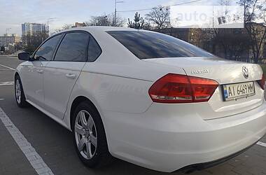 Седан Volkswagen Passat 2012 в Броварах