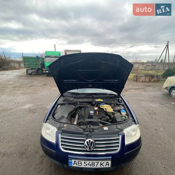 Універсал Volkswagen Passat 2002 в Літині