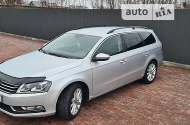 Универсал Volkswagen Passat 2011 в Сарнах