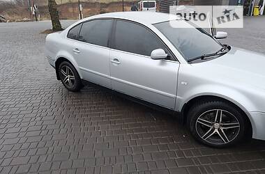 Седан Volkswagen Passat 2003 в Фастове