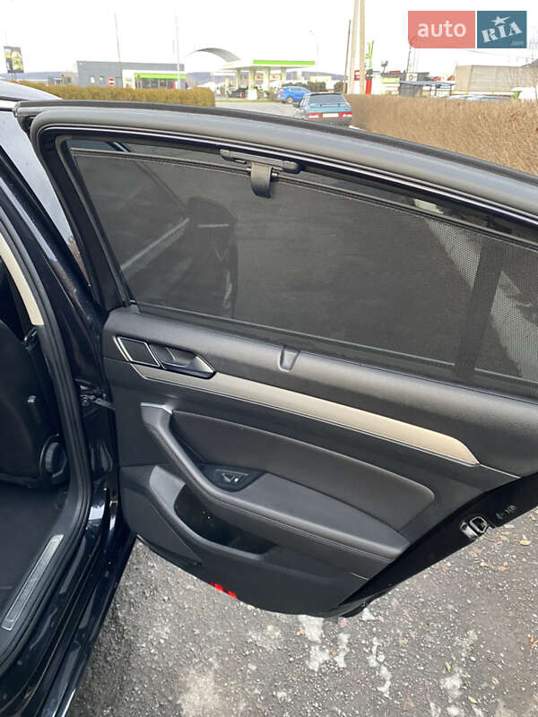 Седан Volkswagen Passat 2016 в Виноградове фото 16 Седан Volkswagen Passat 2016 в Виноградове