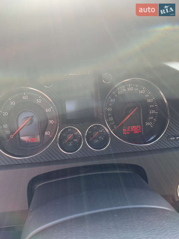 Універсал Volkswagen Passat 2005 в Броварах