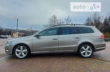 Универсал Volkswagen Passat 2011 в Житомире