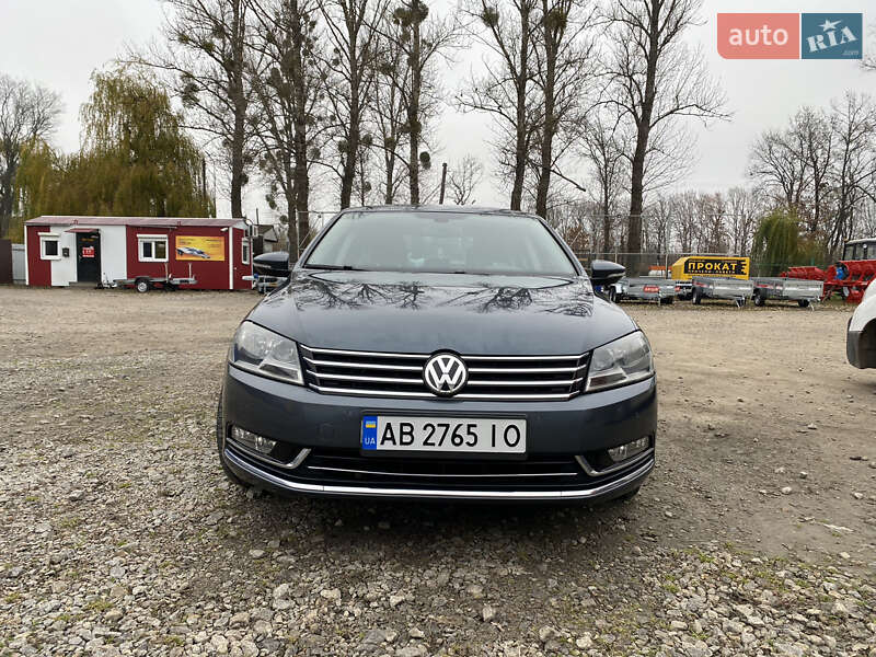 Седан Volkswagen Passat 2011 в Вінниці