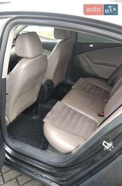 Седан Volkswagen Passat 2008 в 