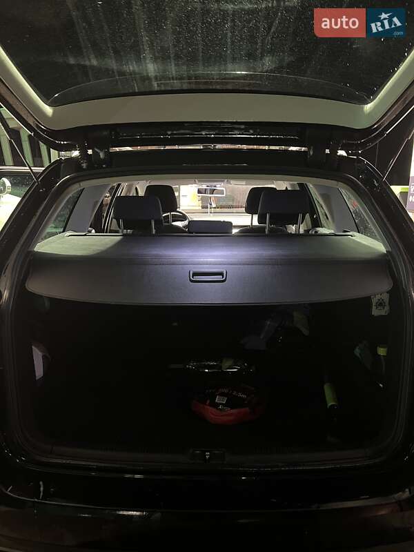 Універсал Volkswagen Passat 2009 в Яворові