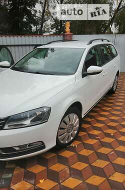 Универсал Volkswagen Passat 2012 в 