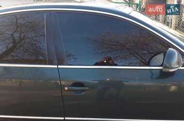 Седан Volkswagen Passat 2004 в 