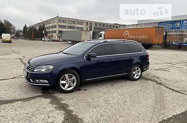 Универсал Volkswagen Passat 2011 в Львове