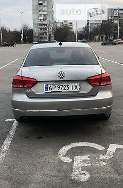 Седан Volkswagen Passat 2012 в Запоріжжі