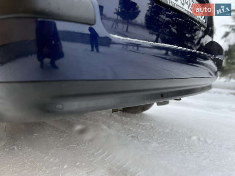 Універсал Volkswagen Passat 2003 в Львові