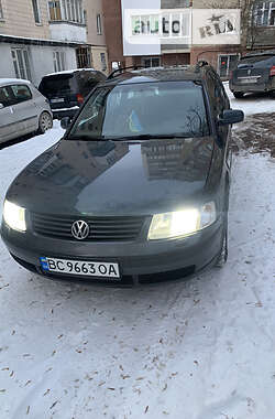 Универсал Volkswagen Passat 2000 в Тернополе