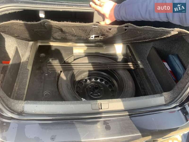 Седан Volkswagen Passat 2006 в Путиле