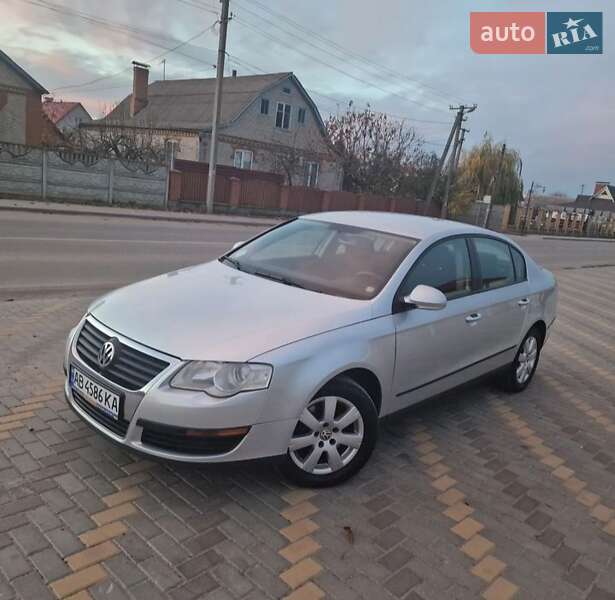 Седан Volkswagen Passat 2005 в Погребище