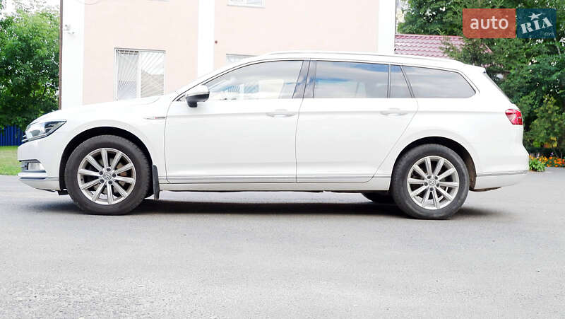 Універсал Volkswagen Passat 2015 в Києві