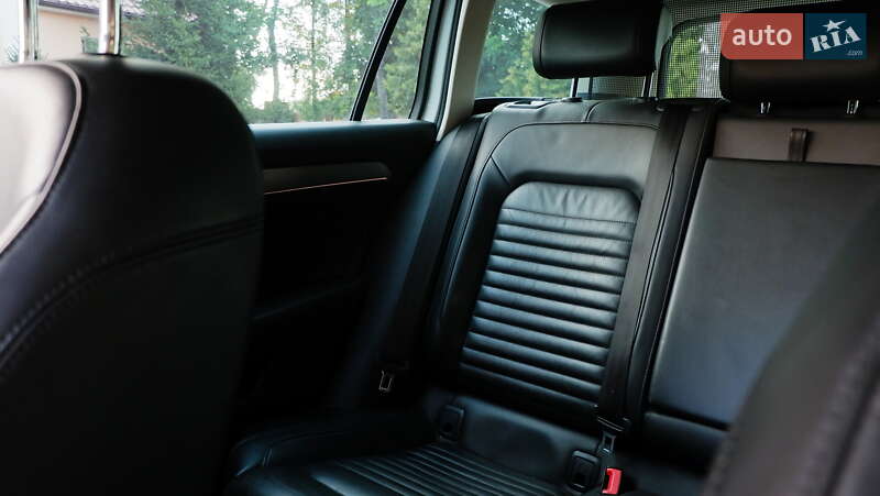 Універсал Volkswagen Passat 2015 в Києві