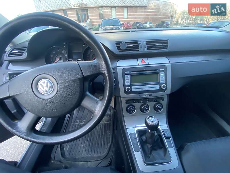 Седан Volkswagen Passat 2007 в Одессе