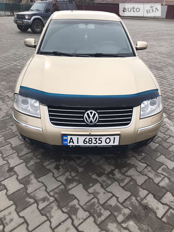 Седан Volkswagen Passat 2001 в Василькове