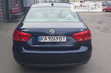 Седан Volkswagen Passat 2012 в Києві