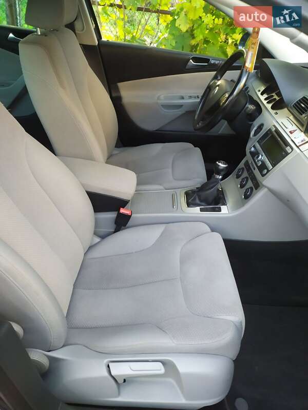 Седан Volkswagen Passat 2008 в Балаклії