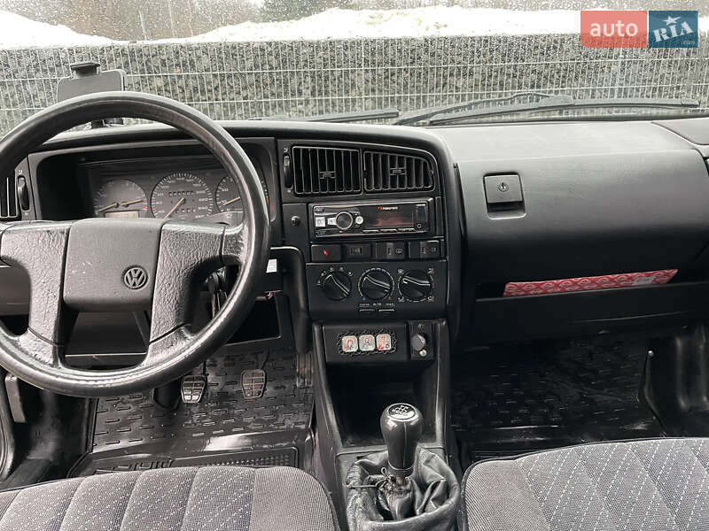 Універсал Volkswagen Passat 1992 в Львові