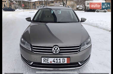 Универсал Volkswagen Passat 2011 в 