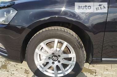 Седан Volkswagen Passat 2011 в 